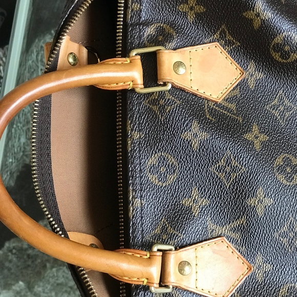SOLD Louis Vuitton Speedy 30 - Picture 4 of 8